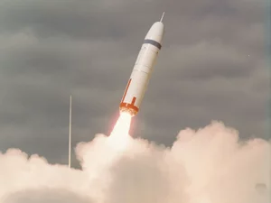 Miniatura: Polska musi mieć co najmniej dwie bomby...