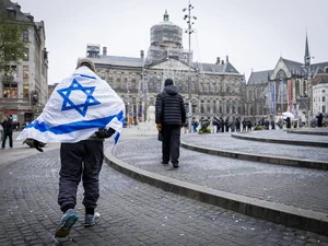 Miniatura: Rakowski: Europa jest dla Izraela wrogim...
