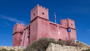 Miniatura: Malta, wyspa zmilitaryzowana