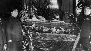 Miniatura: "Nic nie pójdzie z jego życia w...