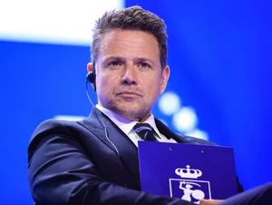 Miniatura: Certyfikaty prestiżu Trzaskowskiego