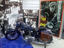 Miniatura: Wojna dyktatorem mody