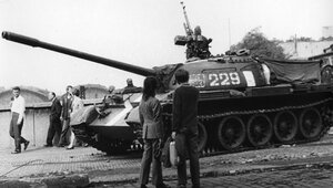 Miniatura: Sowiecka odpowiedź na NATO