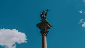 Miniatura: Król przenosi dwór. Ale Warszawa...