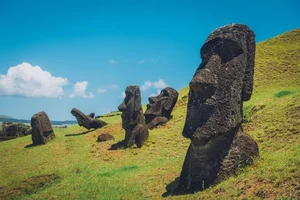 Miniatura: Moai naprawdę potrafiły "chodzić"....
