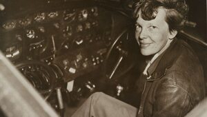 Miniatura: Amelia Earhart. Tajemnicze zniknięcie. Kim...