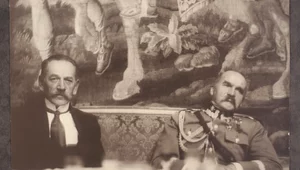 Miniatura: Radiowa depesza. Tak świat dowiedział się...