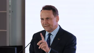 Miniatura: "Powód do wstydu". Sikorski publikuje zdjęcie