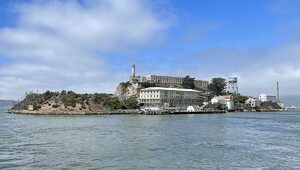 Miniatura: Alcatraz. Więzienie, z którego nie da się...