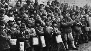 Sztuczna klęska głodu - sowiecka zbrodnia. Ludzie umierali na ulicach