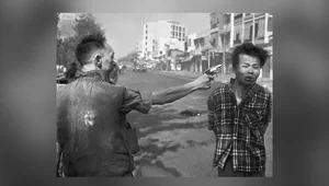 Miniatura: Kto był katem, a kto ofiarą? To zdjęcie...