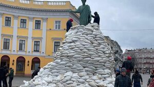 Orda ze Wschodu nadciąga. Jak Ukraina broni swoich zabytków