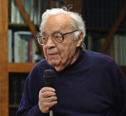 Miniatura: Pisarz na sto dwa