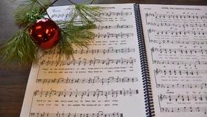 Miniatura: Nieśmiertelne hity. TOP 50 najlepszych i...