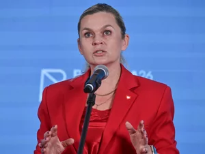 Miniatura: Szkoła podstępu, czyli forsowanie edukacji...
