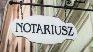 Miniatura: Cios w "pewny zawód". Notariusze zwalniają...