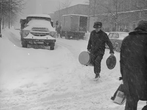 Miniatura: Polska sparaliżowana. Zima stulecia 1979