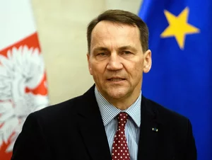 Miniatura: Nieoczywiste brawa dla Sikorskiego