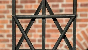 Miniatura: Haniebne ataki na miejsca pamięci. Wśród...